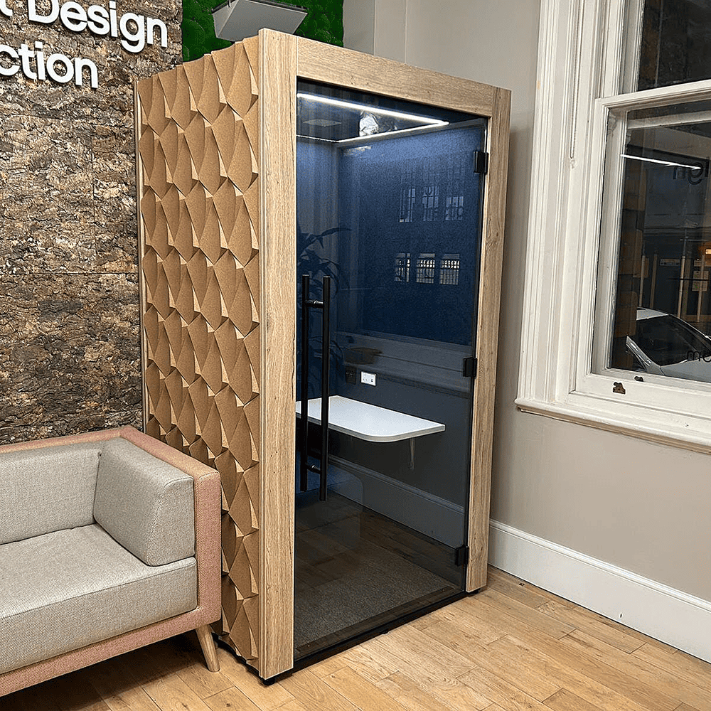 Clara Phonebooth - Image 11