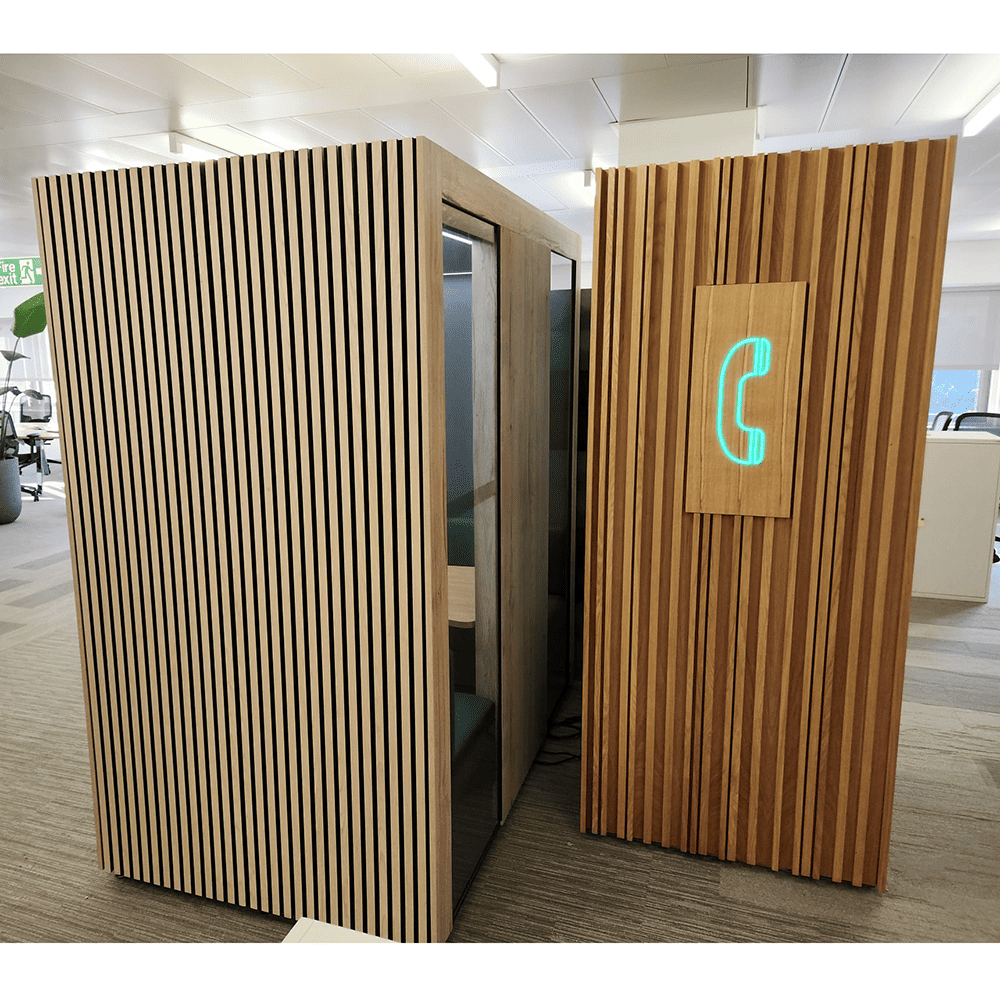 Clara Phonebooth - Image 13