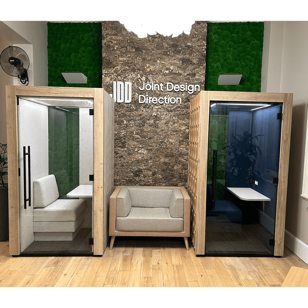 Clara Phonebooth - Image 9